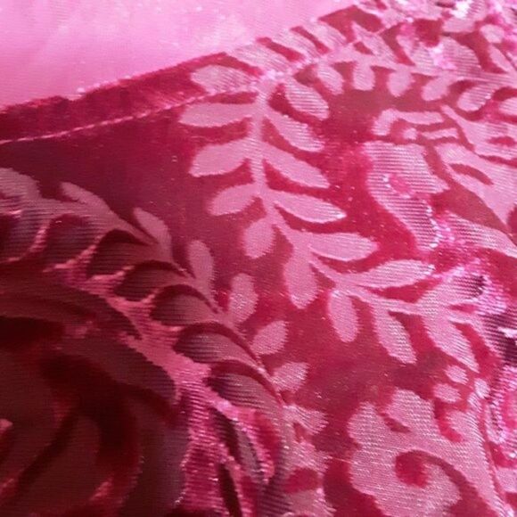 Roz & Ali Women's size 3X Velvet Top Blouse - Picture 10 of 12